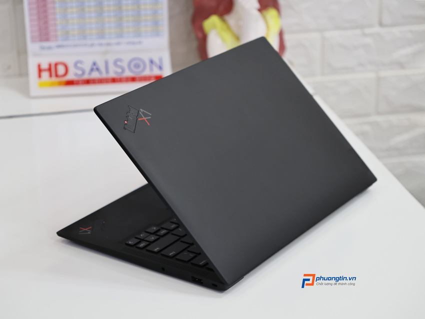 ThinkPad X1 Carbon